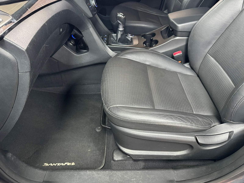 Hyundai Santa Fe 2.2 CRDi Premium 4WD Euro 5 5dr (7 seat) 5dr Manual 2025