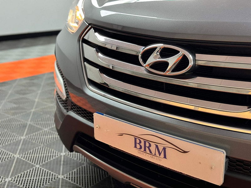 Hyundai Santa Fe 2.2 CRDi Premium 4WD Euro 5 5dr (7 seat) 5dr Manual 2025