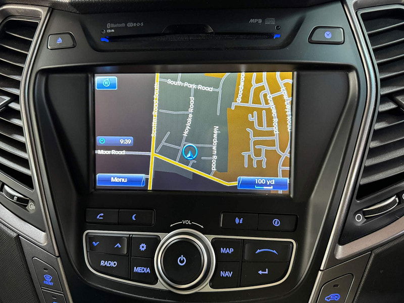 Hyundai Santa Fe 2.2 CRDi Premium 4WD Euro 5 5dr (7 seat) 5dr Manual 2025
