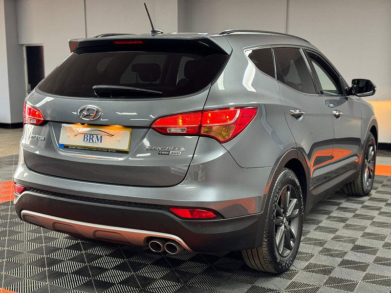 Hyundai Santa Fe 2.2 CRDi Premium 4WD Euro 5 5dr (7 seat) 5dr Manual 2025
