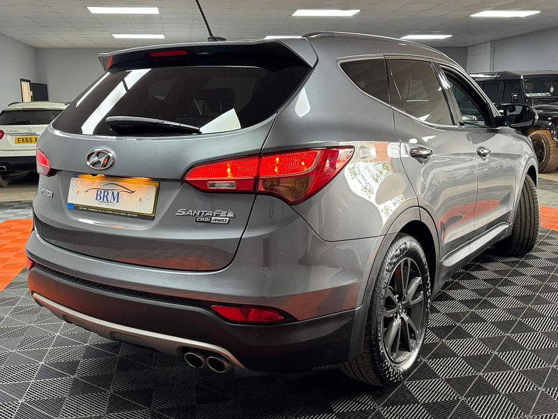 Hyundai Santa Fe 2.2 CRDi Premium 4WD Euro 5 5dr (7 seat) 5dr Manual 2025