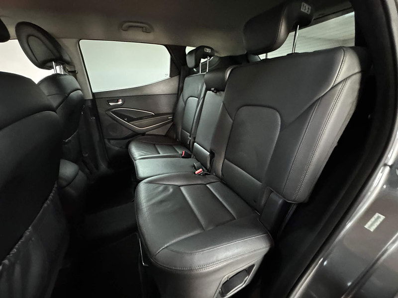 Hyundai Santa Fe 2.2 CRDi Premium 4WD Euro 5 5dr (7 seat) 5dr Manual 2025