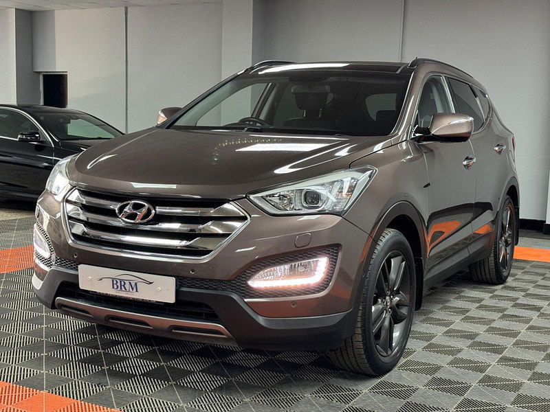 Hyundai Santa Fe 2.2 CRDi Premium SE 4WD Euro 5 5dr (7 seat) 5dr Manual 2024