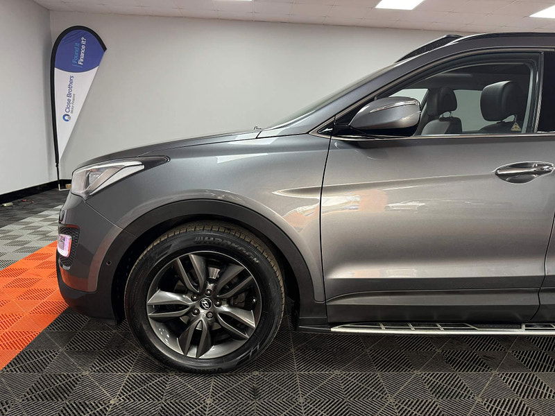 Hyundai Santa Fe 2.2 CRDi Premium SE Auto 4WD Euro 5 5dr (7 seat) 5dr Automatic 2024