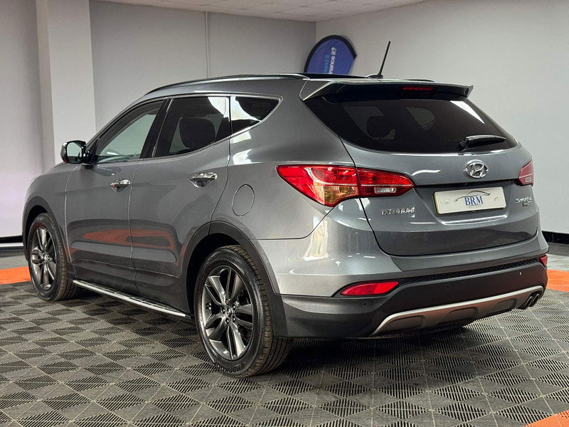 Hyundai Santa Fe 2.2 CRDi Premium SE Auto 4WD Euro 5 5dr (7 seat) 5dr Automatic 2024