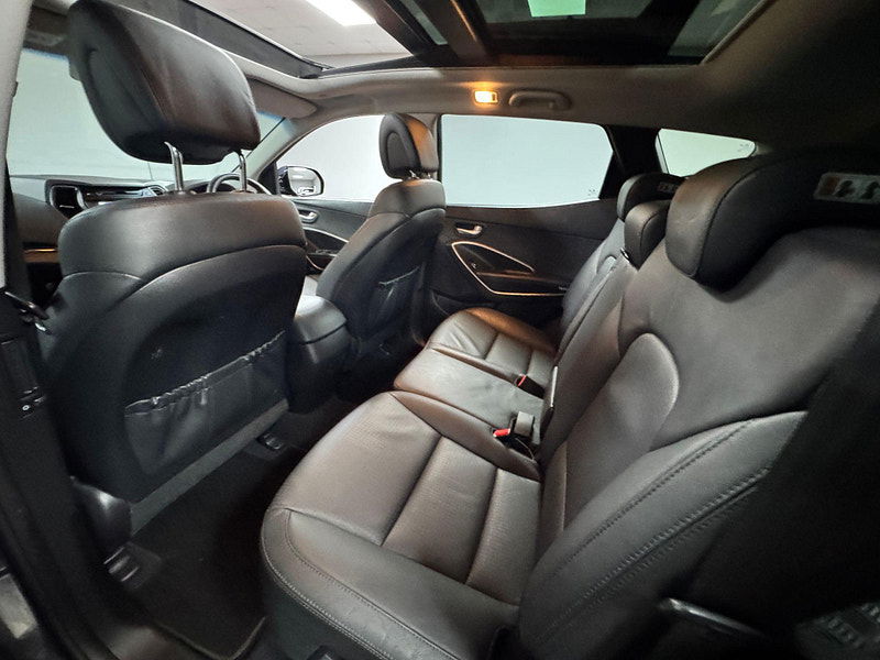 Hyundai Santa Fe 2.2 CRDi Premium SE Auto 4WD Euro 5 5dr (7 seat) 5dr Automatic 2025