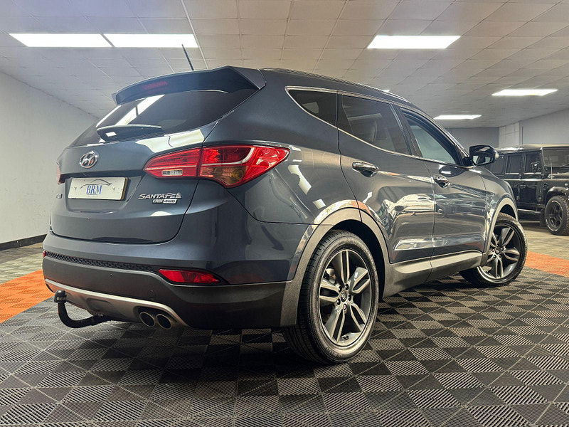Hyundai Santa Fe 2.2 CRDi Premium SE Auto 4WD Euro 5 5dr (7 seat) 5dr Automatic 2025