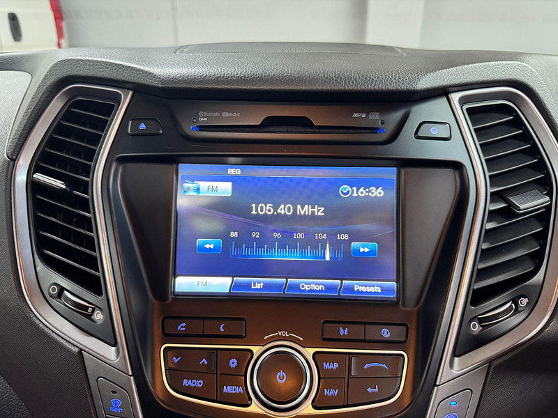 Hyundai Santa Fe 2.2 CRDi Premium SE Auto 4WD Euro 5 5dr (7 seat) 5dr Automatic 2025