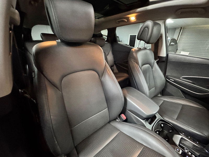 Hyundai Santa Fe 2.2 CRDi Premium SE Auto 4WD Euro 5 5dr (7 seat) 5dr Automatic 2025