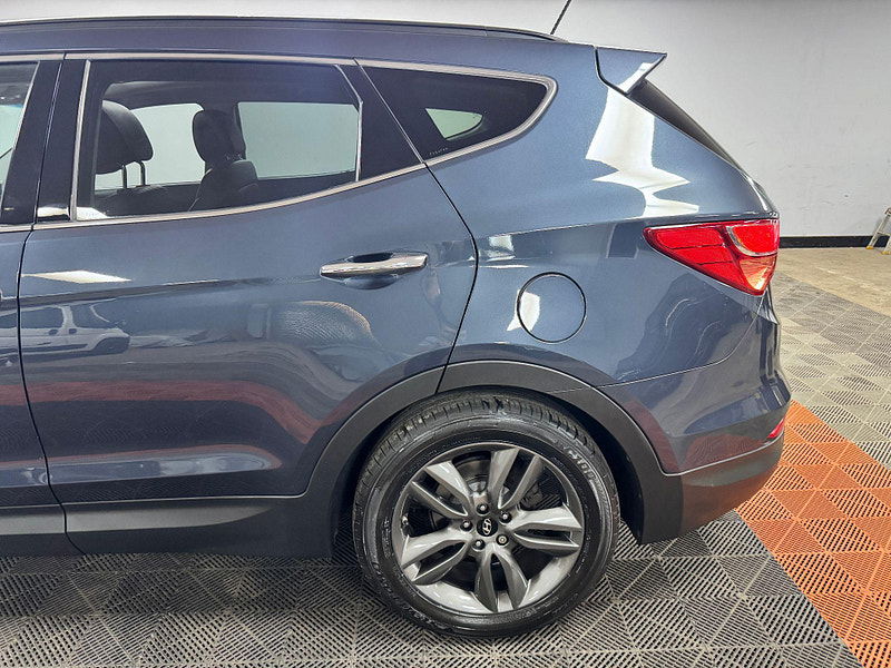 Hyundai Santa Fe 2.2 CRDi Premium SE Auto 4WD Euro 5 5dr (7 seat) 5dr Automatic 2025