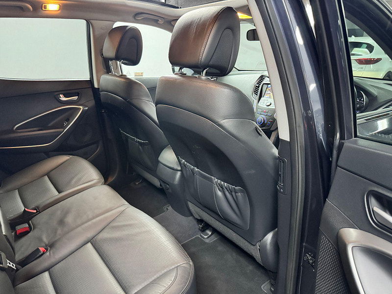 Hyundai Santa Fe 2.2 CRDi Premium SE Auto 4WD Euro 5 5dr (7 seat) 5dr Automatic 2025