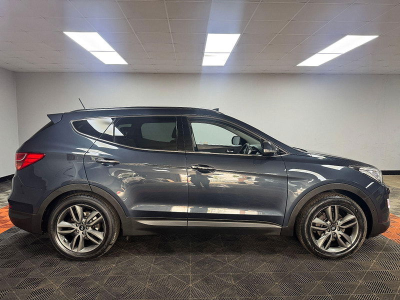 Hyundai Santa Fe 2.2 CRDi Premium SE Auto 4WD Euro 5 5dr (7 seat) 5dr Automatic 2025