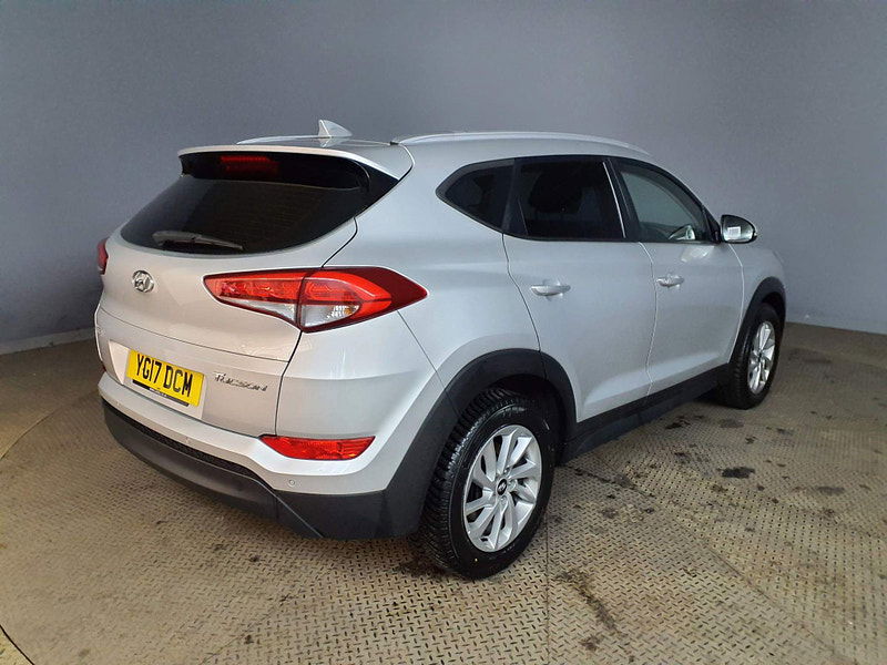 Hyundai Tucson 1.7 CRDi Blue Drive SE Nav DCT Euro 6 (s/s) 5dr 5dr Automatic 2025