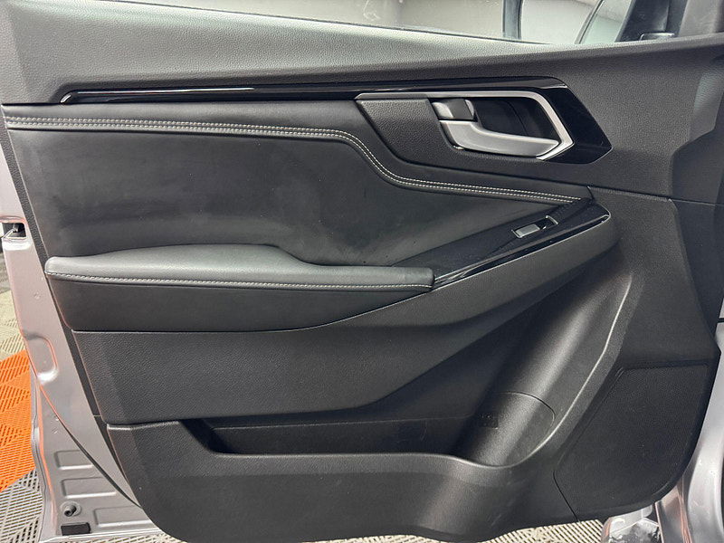 Isuzu D-Max 1.9 TD V-Cross Pickup Double Cab 4dr Diesel Manual 4WD Euro 6 (s/s) (164 ps) 4dr Manual 2025