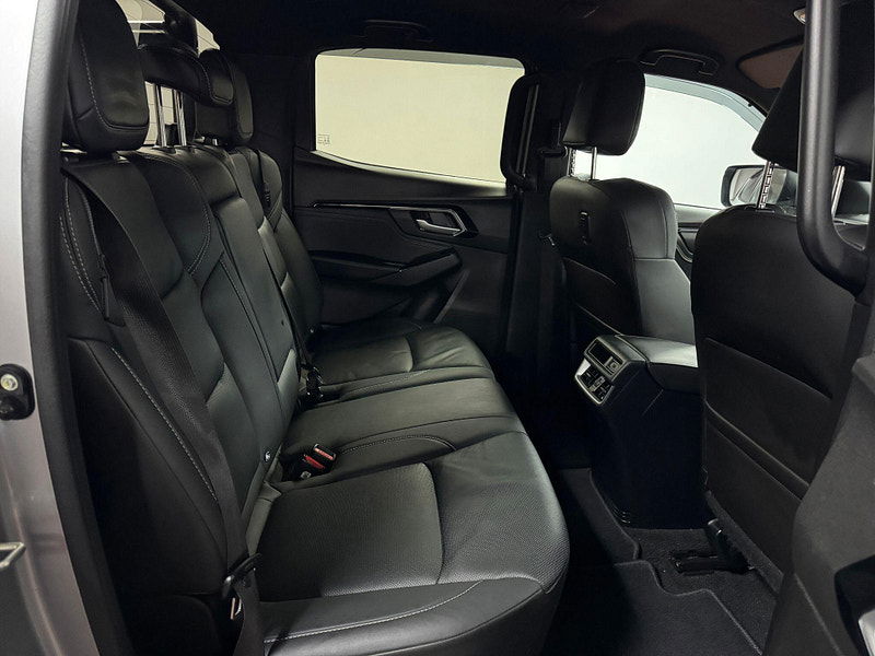 Isuzu D-Max 1.9 TD V-Cross Pickup Double Cab 4dr Diesel Manual 4WD Euro 6 (s/s) (164 ps) 4dr Manual 2025
