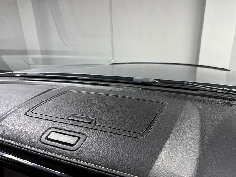 Isuzu D-Max 1.9 TD V-Cross Pickup Double Cab 4dr Diesel Manual 4WD Euro 6 (s/s) (164 ps) 4dr Manual 2025