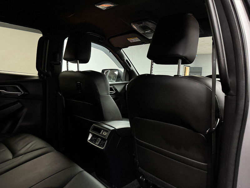 Isuzu D-Max 1.9 TD V-Cross Pickup Double Cab 4dr Diesel Manual 4WD Euro 6 (s/s) (164 ps) 4dr Manual 2025