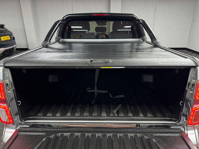 Isuzu D-Max 1.9 TD V-Cross Pickup Double Cab 4dr Diesel Manual 4WD Euro 6 (s/s) (164 ps) 4dr Manual 2025