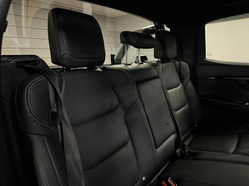 Isuzu D-Max 1.9 TD V-Cross Pickup Double Cab 4dr Diesel Manual 4WD Euro 6 (s/s) (164 ps) 4dr Manual 2025