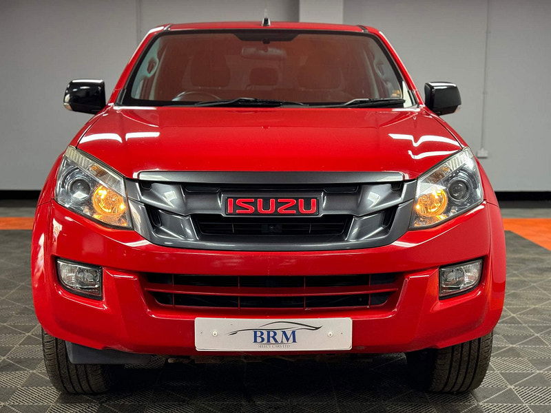 Isuzu D-Max 2.5 TD Fury 4x4 4dr 4dr Automatic 2024