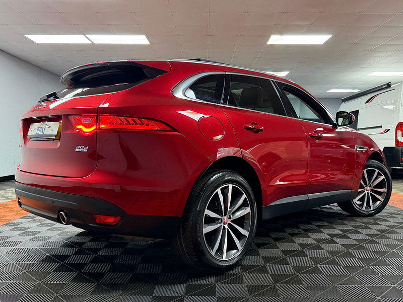 Jaguar F-PACE 3.0 D300 V6 Portfolio Auto AWD Euro 6 (s/s) 5dr 5dr Automatic 2026