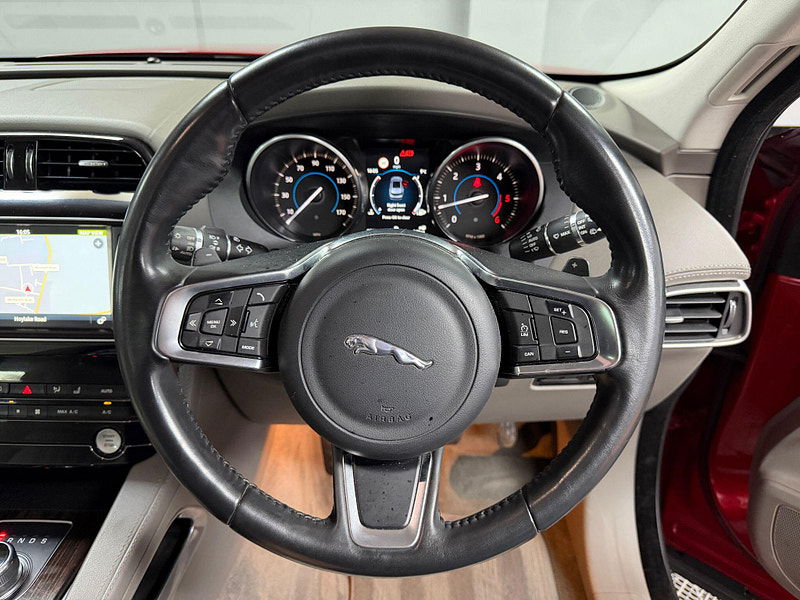 Jaguar F-PACE 3.0 D300 V6 Portfolio Auto AWD Euro 6 (s/s) 5dr 5dr Automatic 2026