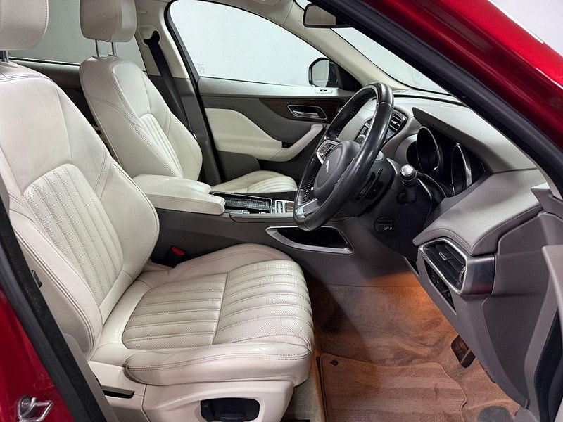 Jaguar F-PACE 3.0 D300 V6 Portfolio Auto AWD Euro 6 (s/s) 5dr 5dr Automatic 2026