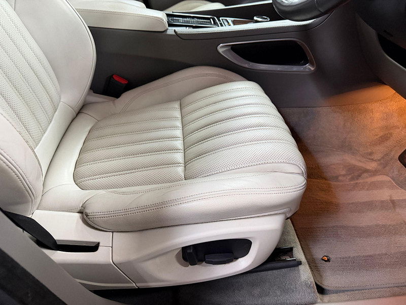 Jaguar F-PACE 3.0 D300 V6 Portfolio Auto AWD Euro 6 (s/s) 5dr 5dr Automatic 2026