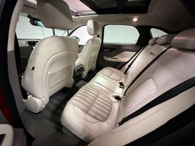 Jaguar F-PACE 3.0 D300 V6 Portfolio Auto AWD Euro 6 (s/s) 5dr 5dr Automatic 2026