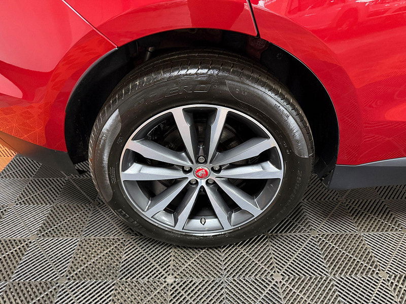 Jaguar F-PACE 3.0 D300 V6 Portfolio Auto AWD Euro 6 (s/s) 5dr 5dr Automatic 2026