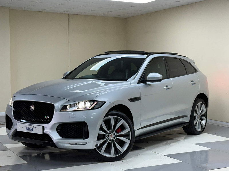 Jaguar F-PACE 3.0 D300 V6 S Auto AWD Euro 6 (s/s) 5dr 5dr Automatic 2025