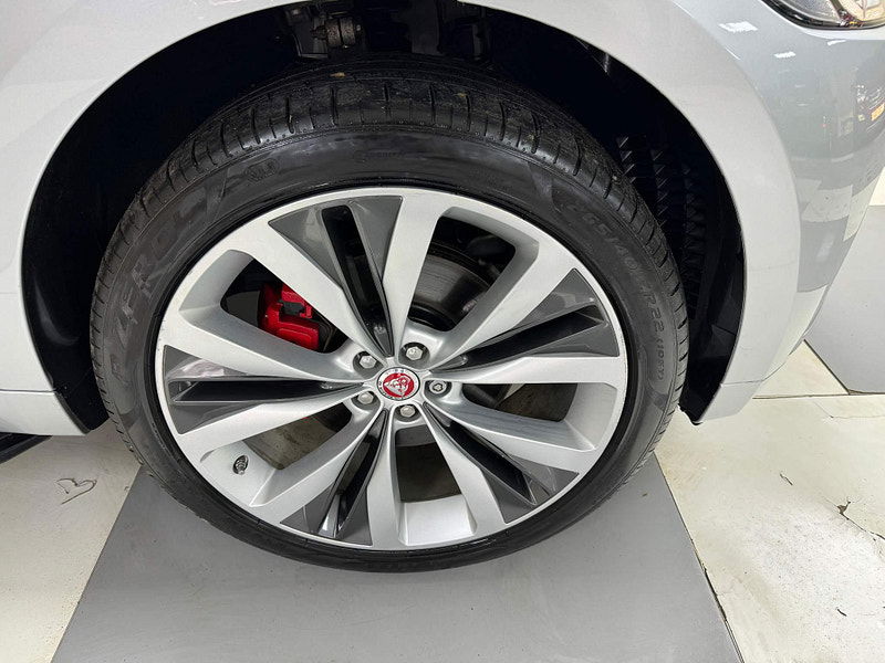 Jaguar F-PACE 3.0 D300 V6 S Auto AWD Euro 6 (s/s) 5dr 5dr Automatic 2025