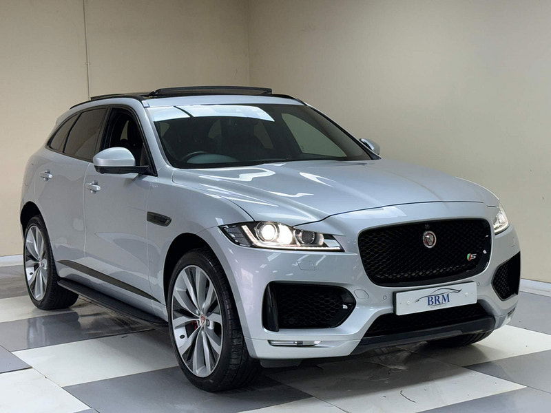 Jaguar F-PACE 3.0 D300 V6 S Auto AWD Euro 6 (s/s) 5dr 5dr Automatic 2025