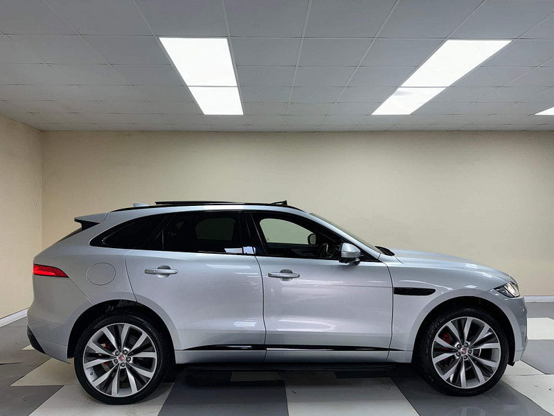 Jaguar F-PACE 3.0 D300 V6 S Auto AWD Euro 6 (s/s) 5dr 5dr Automatic 2025
