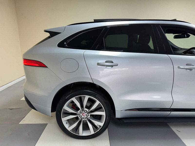Jaguar F-PACE 3.0 D300 V6 S Auto AWD Euro 6 (s/s) 5dr 5dr Automatic 2025