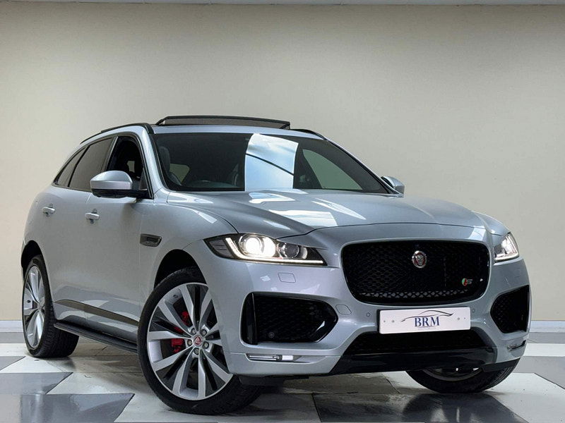 Jaguar F-PACE 3.0 D300 V6 S Auto AWD Euro 6 (s/s) 5dr 5dr Automatic 2025