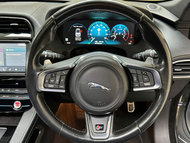 Jaguar F-PACE 3.0 D300 V6 S Auto AWD Euro 6 (s/s) 5dr 5dr Automatic 2025