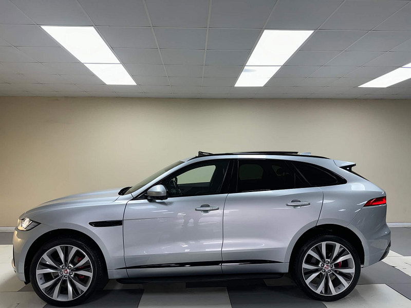 Jaguar F-PACE 3.0 D300 V6 S Auto AWD Euro 6 (s/s) 5dr 5dr Automatic 2025