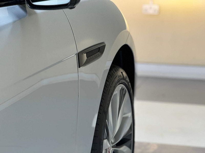Jaguar F-PACE 3.0 D300 V6 S Auto AWD Euro 6 (s/s) 5dr 5dr Automatic 2025