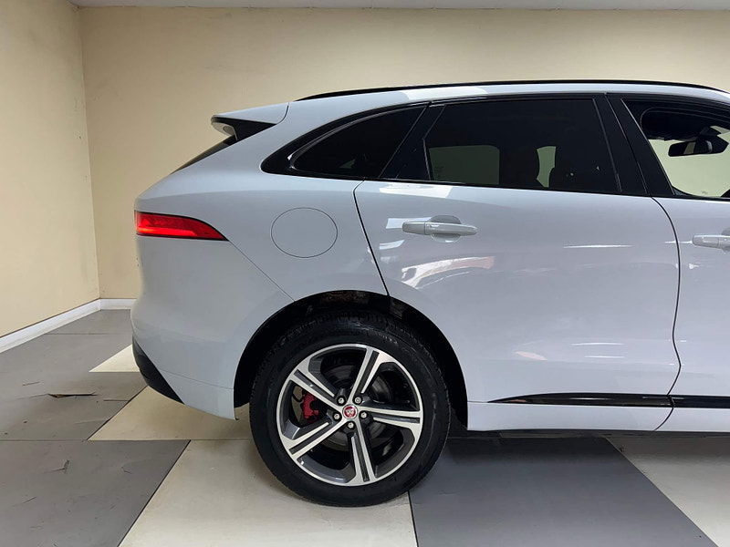 Jaguar F-PACE 3.0 D300 V6 S Auto AWD Euro 6 (s/s) 5dr 5dr Automatic 2024