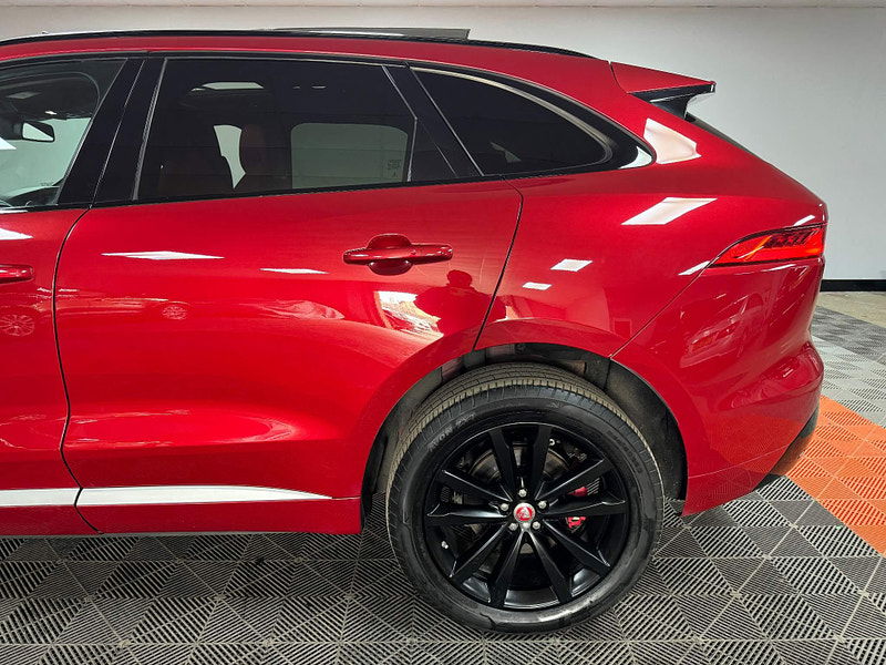 Jaguar F-PACE 3.0 D300 V6 S Auto AWD Euro 6 (s/s) 5dr 5dr Automatic 2024