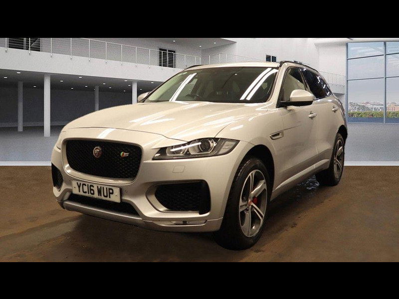 Jaguar F-PACE 3.0 D300 V6 S Auto AWD Euro 6 (s/s) 5dr 5dr Automatic 2025