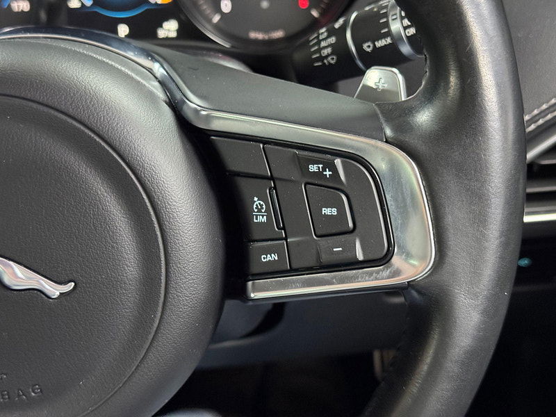 Jaguar F-PACE 3.0 D300 V6 S Auto AWD Euro 6 (s/s) 5dr 5dr Automatic 2025