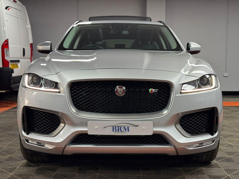 Jaguar F-PACE 3.0 D300 V6 S Auto AWD Euro 6 (s/s) 5dr 5dr Automatic 2025