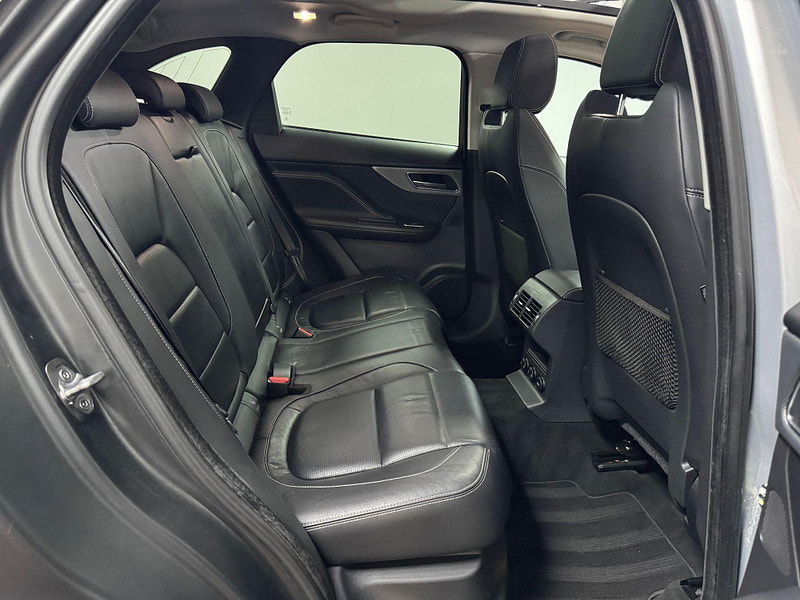 Jaguar F-PACE 3.0 D300 V6 S Auto AWD Euro 6 (s/s) 5dr 5dr Automatic 2025