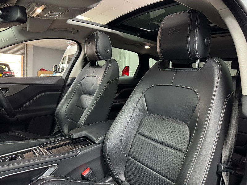 Jaguar F-PACE 3.0 D300 V6 S Auto AWD Euro 6 (s/s) 5dr 5dr Automatic 2025