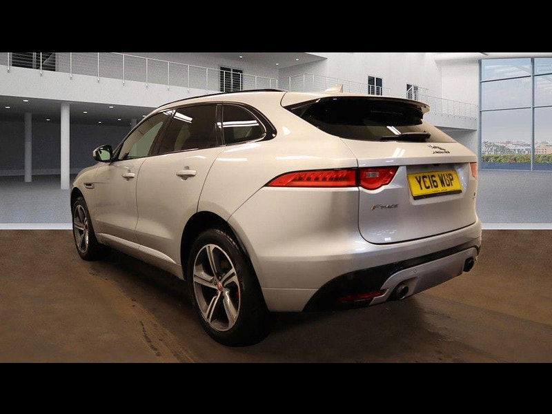 Jaguar F-PACE 3.0 D300 V6 S Auto AWD Euro 6 (s/s) 5dr 5dr Automatic 2025