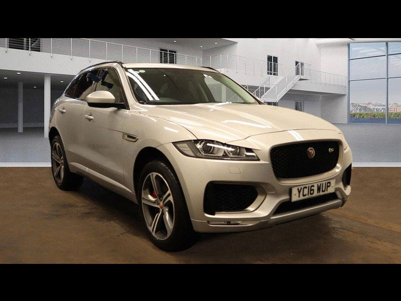 Jaguar F-PACE 3.0 D300 V6 S Auto AWD Euro 6 (s/s) 5dr 5dr Automatic 2025