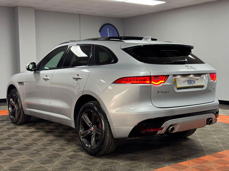 Jaguar F-PACE 3.0 D300 V6 S Auto AWD Euro 6 (s/s) 5dr 5dr Automatic 2025