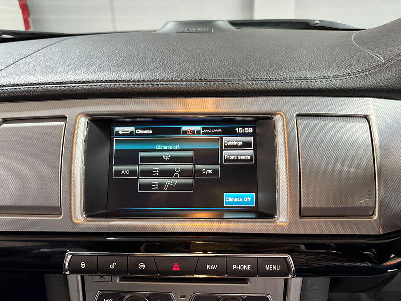 Jaguar XF 2.2d R-Sport Black Auto Euro 5 (s/s) 4dr 4dr Automatic 2025